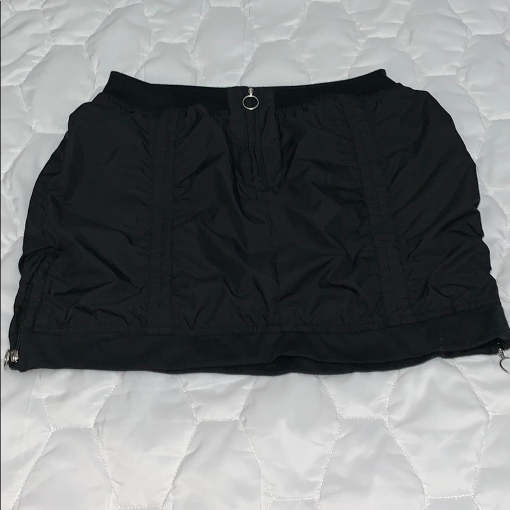Cute black skirt